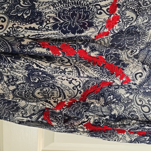 Lucky Brand Navy and Cream Scarf - Picture 2 of 13